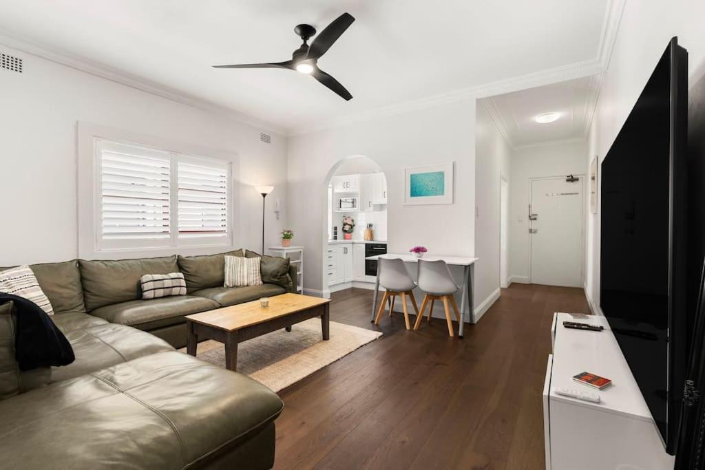 Apartment Life's A Sydney